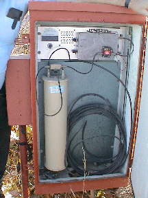 02/62 receiver cabinet, showing cavities, receiver, filter, and preamp