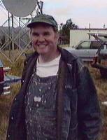 Bruce, KI7OM, at the building - small version