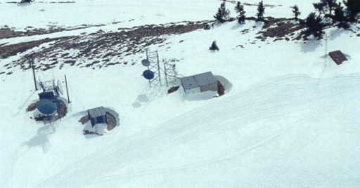 Winter on Scott's Hill, early 1999.  (Photo courtesy Norm Anderson, KC7YCA)